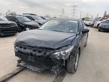 Mazda 3 Sport 2018 2.0L 4 vin: 3MZBN1U78JM180475