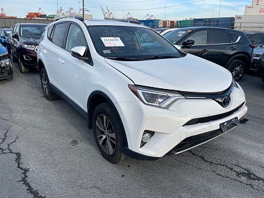 Toyota Rav4 Xle/Adventure 2018 2.5L vin: 2T3RFREV4JW783836