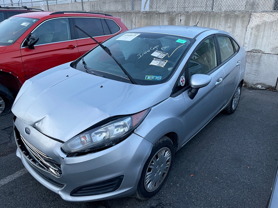 Ford Fiesta S 2015 Silver 1.6L vin: 3FADP4AJ8FM145262