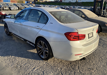 2018 Bmw 330e vin: WBA8E1C54JA762936