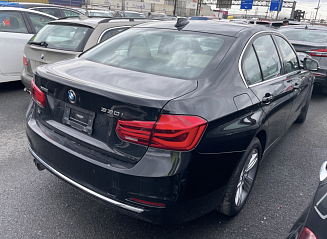 2017 Bmw 3 Series 330i Xdrive vin: WBA8D9C33HA003995