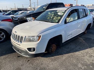Jeep Compass Latitude 2014 White 2.4L 4 vin: 1C4NJDEB6ED706698