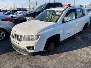Jeep Compass Latitude 2014 White 2.4L 4 vin: 1C4NJDEB6ED706698