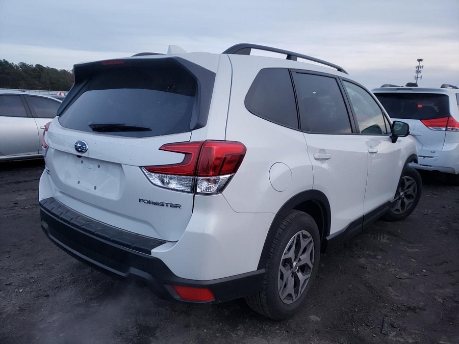 2021 Subaru Forester JF2SKAJC0MH486285