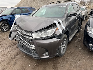 Toyota Highlander Se 2018 3.5L 6 vin: 5TDJZRFHXJS532480