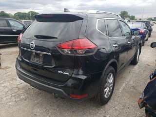 2017 Nissan Rogue KNMAT2MV2HP533077