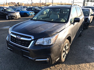 2018 Subaru Forester 2.5i Premium vin: JF2SJAGC1JH509238