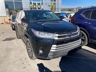 Toyota Highlander Le 2019 3.5L 6 vin: 5TDZZRFH8KS363208