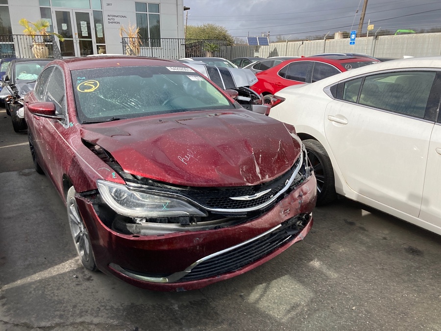 Chrysler 200 Limited 2015 2.4L 4 vin: 1C3CCCAB4FN708161