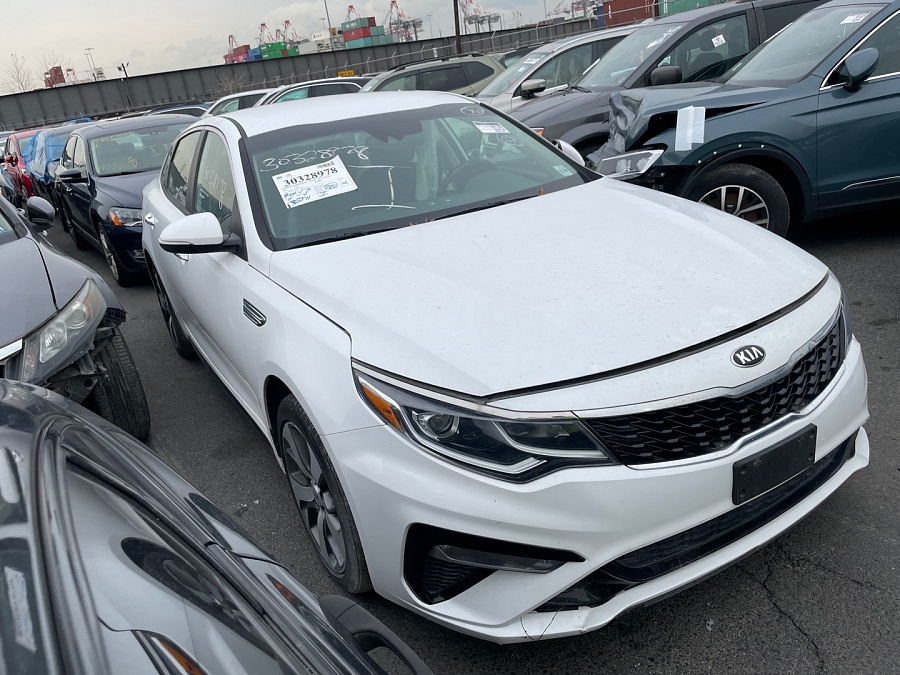 Kia Optima S 2019 White 2.4L vin: 5XXGT4L39KG313424